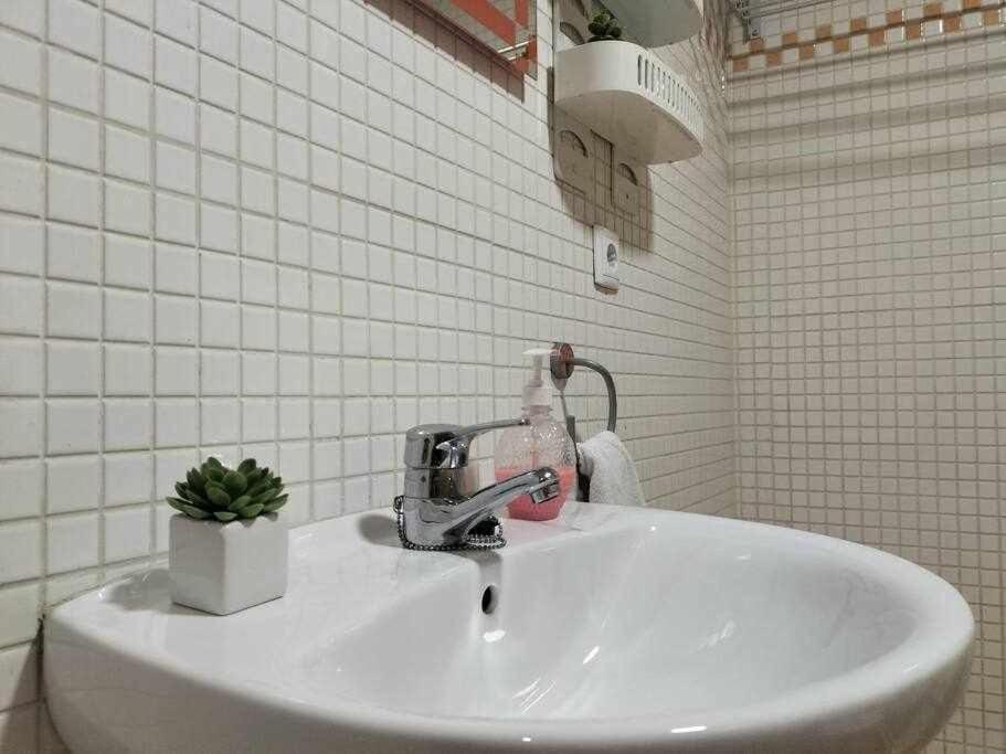 Loft Old City Couples Getaway Alicante Dış mekan fotoğraf