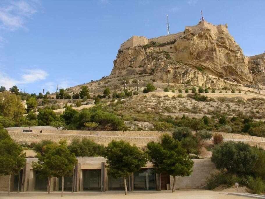 Loft Old City Couples Getaway Alicante Dış mekan fotoğraf