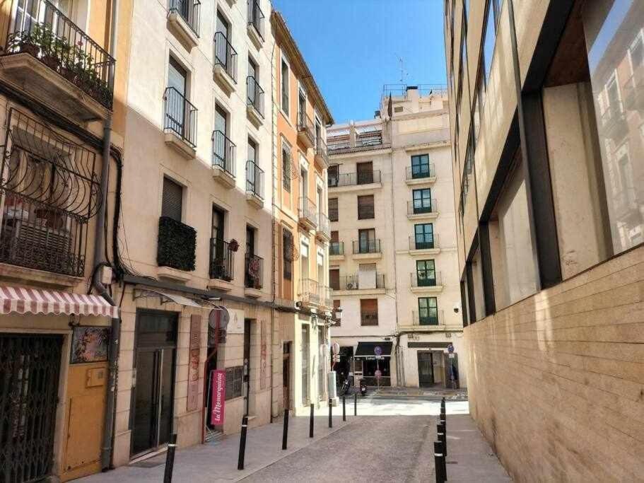 Loft Old City Couples Getaway Alicante Dış mekan fotoğraf